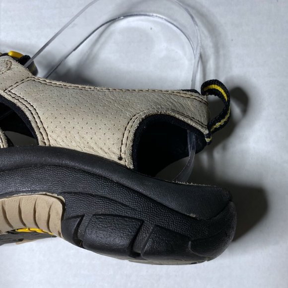 Keen Sz 7 Clearwater CNX Waterproof Hiking Sandals - Picture 8 of 16